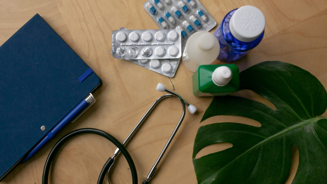 Tips Aman Konsumsi Obat Saat Puasa atau Diet